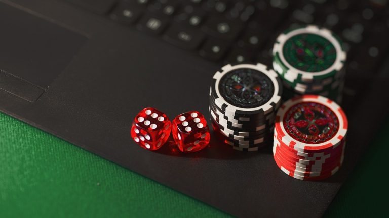 Was hat es mit den Boni bei Sportwetten und Online Casinos auf sich?